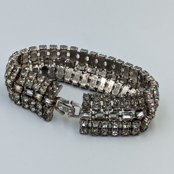 Sparkling Vintage Five Rows Clear Rhinestones Silver Tone Tennis Bracelet - Picture 5 of 15